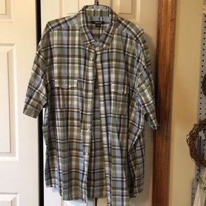 Men’s Claiborne 4XLT Short Sleeve Button Up Shirt